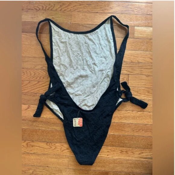 Free People Free-est NWOT black one piece swim suit size XL - Picture 12 of 13
